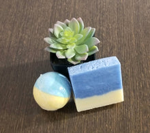 Load image into Gallery viewer, Soap &amp; Bath Bomb Bundle
